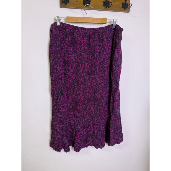 Sag Harbor Dresses & Skirts - Sag Harbor Woman 1X Purple Black Abstract Print Midi Skirt Ruffle Hem